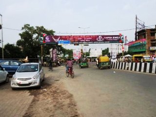 Gantry-Ayub khan Chauraha,Bareilly