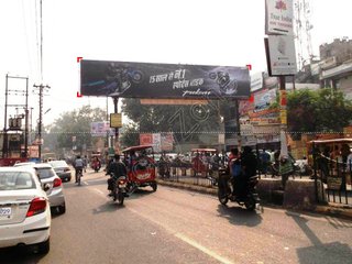 Gantry-Bachcha Park,Meerut