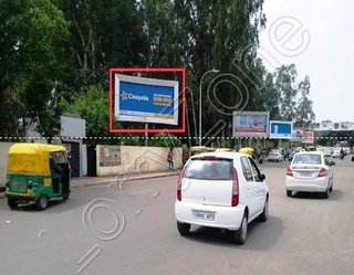 Unipole - Daria, Chandigarh Railway Station
