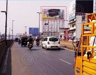 Hoarding - Exhibition Rd, Patna