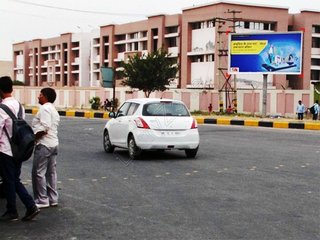 Unipole-Delhi Rohtak Road,Rohtak