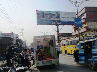 Unipole-Main Market,Vikas Nagar