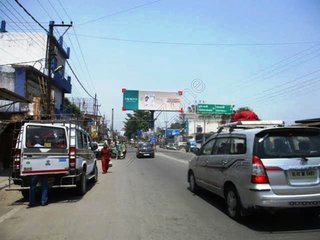 Unipole-Main Market,Vikas Nagar