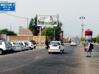 Unipole-Rajeev Chowk  Jaat Shahid Chowk,Rohtak