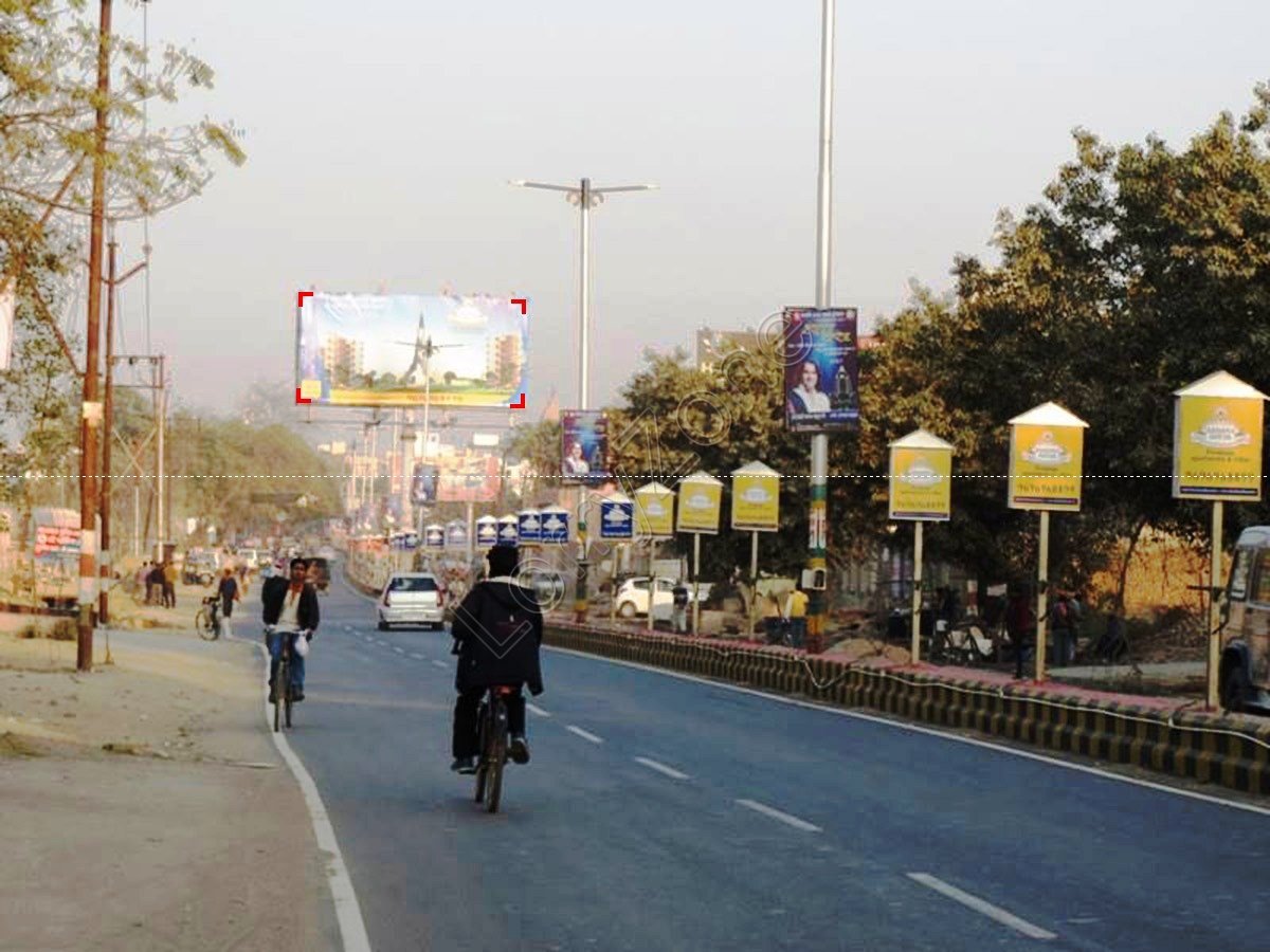 Unipole-Chhatikara Road,Vrindavan